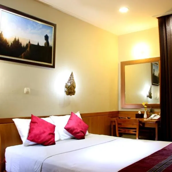 Manohara Resort, hotel i Borobudur