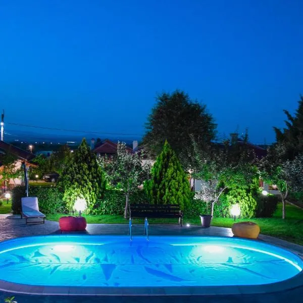 Guest House Raiski Kаt, hôtel à Mezek