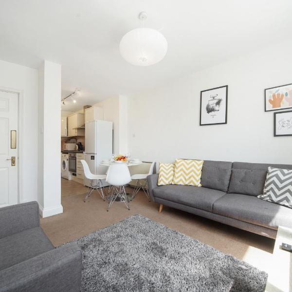 2 Bed Cosy Apartment in Central London Fitzrovia FREE WIFI by City Stay Aparts London