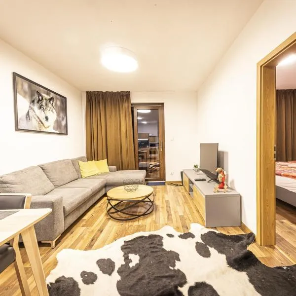 Apartmánový dom Poludnica - Chopok Juh, hotel in Tale
