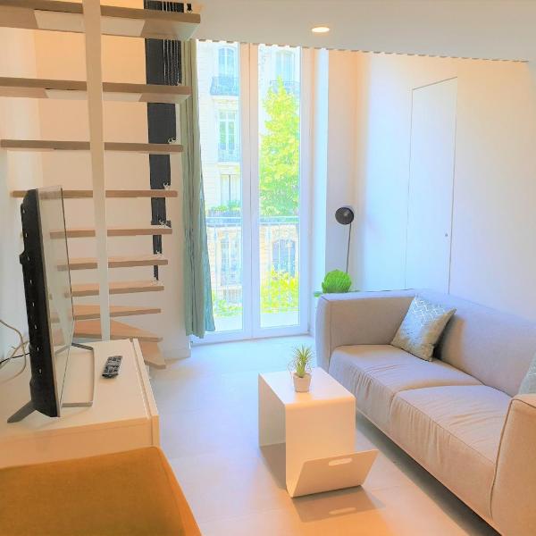 DUPLEX BALCON CENTRE MER 203