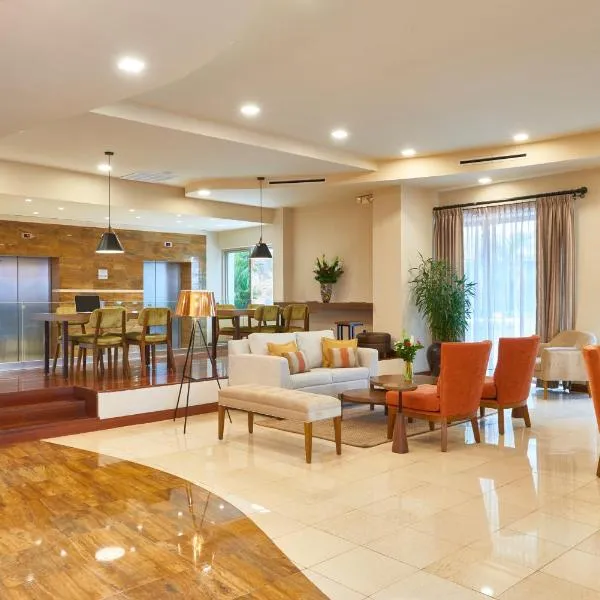 Suites las Palmas, Hotel & Apartments., hotel em San Salvador