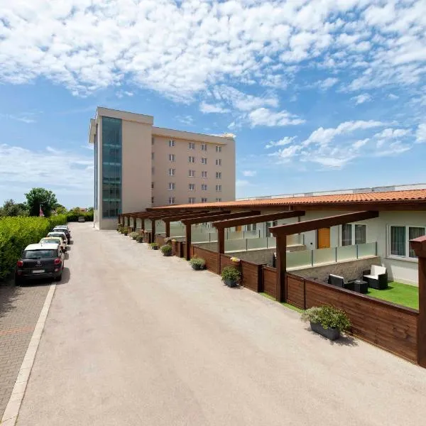 Simon Hotel, Hotel in Pomezia