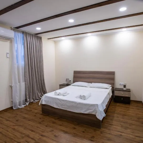 Dada - Cozy apartment in the center of Tbilisi, khách sạn ở Tbilisi