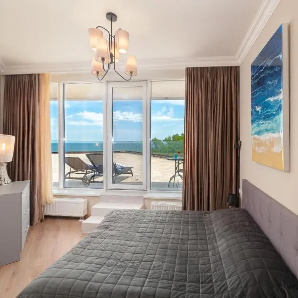 Green Apartments, hotel in Odesa