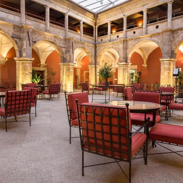 Izan Trujillo, Hotel in Trujillo