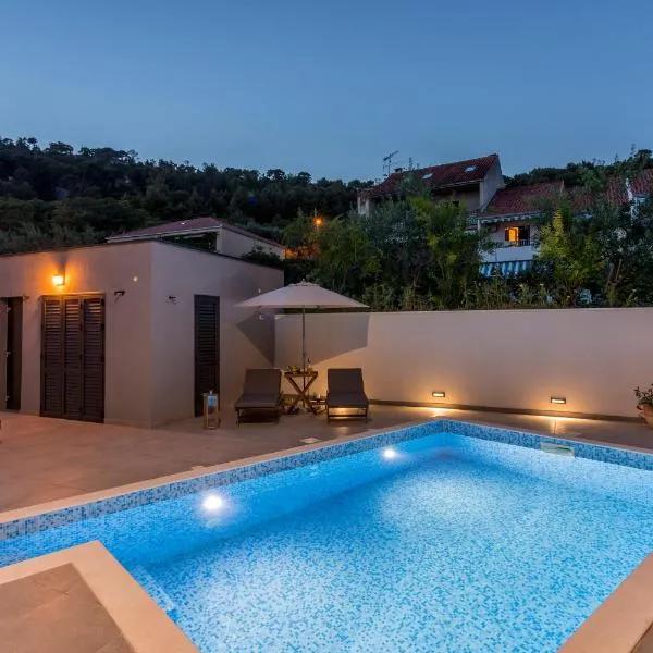2NIGHTSTUDIOS, hotel ve Splitu