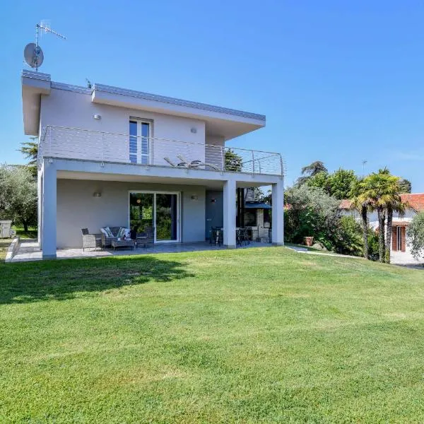 Casa Linda, hotel v destinaci Ronchi