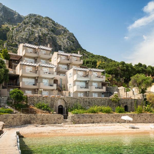 Glyfa Beach Villas