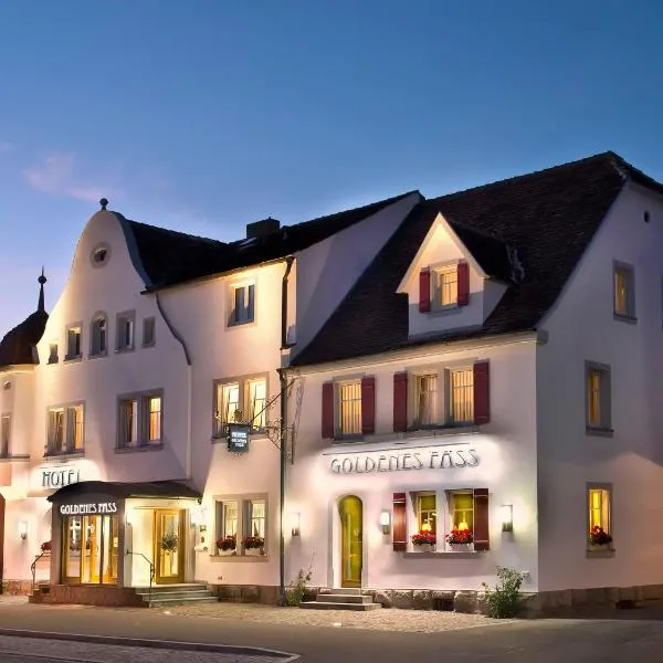 Hotel Goldenes Fass in Rothenburg ob der Tauber, hotel v destinaci Rothenburg ob der Tauber