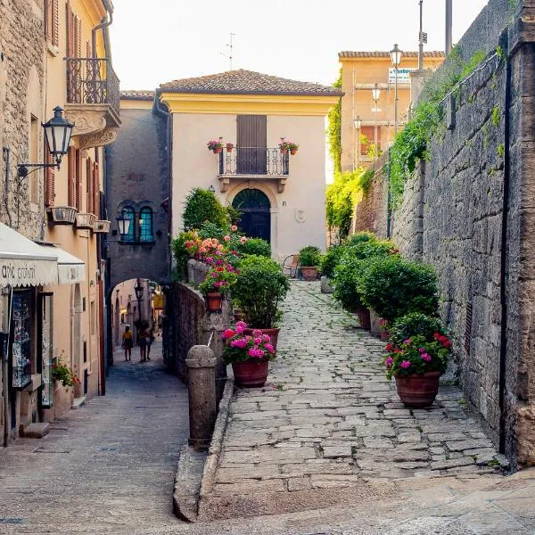 antica bifora rsm, hotell San Marinos