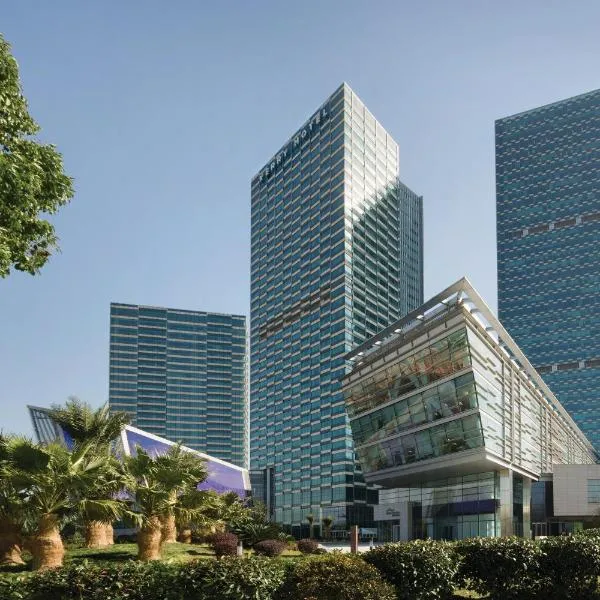 上海浦东嘉里大酒店，位于上海的酒店