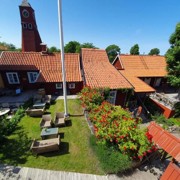 Gårdshotell Klockargården Öregrund，位于厄勒格伦德的酒店