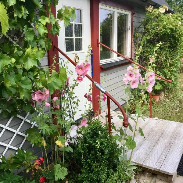 Stuga Romakloster, hotel in Romakloster