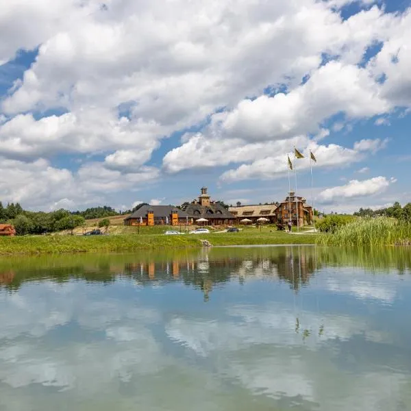 Hotel Stanica Kresowa Chreptiów: Lutowiska şehrinde bir otel
