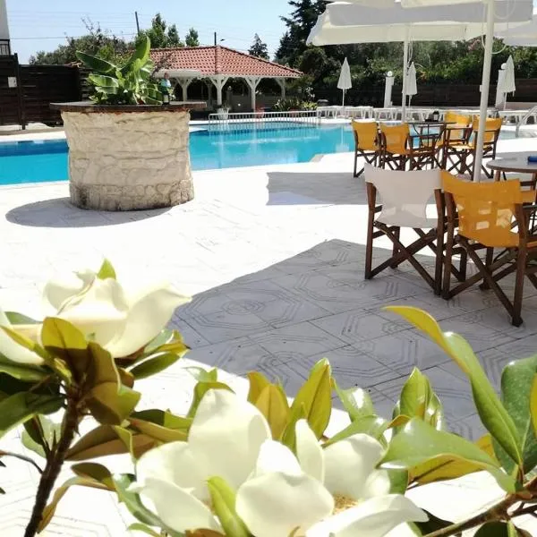 Leonidas Apartments and suites, hotel in Mola Kalyva