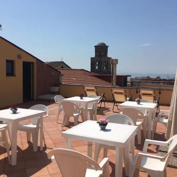 Salerno में, होटल La terrazza sul Duomo B&B