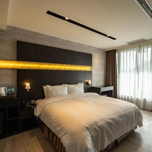 Fengjia Hotel Bell, hotel en Taichung