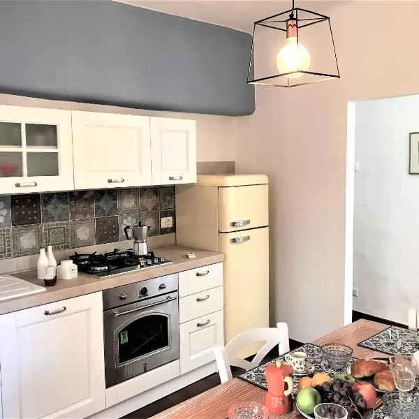 THE BLUE LODGE-cozy flat close to Piazza del Campo, hotel v Sieně