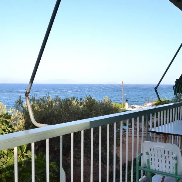 Oniro Apartments, hôtel à Xiropigado