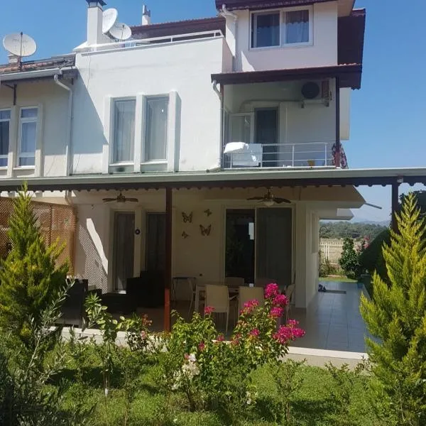 Triblex Villa I Private Beach I Walking Distance to the Sea 300 meters, ξενοδοχείο στο Σιντέ