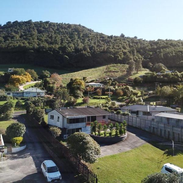 Mountain Top kiwi star holiday home