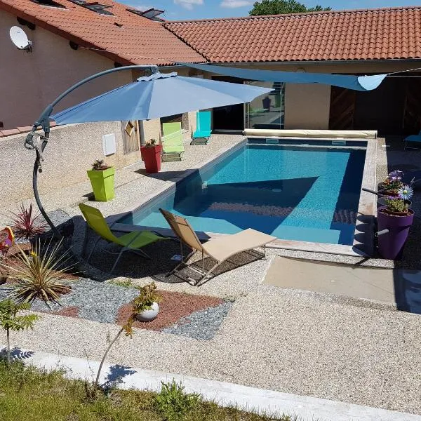 Hôtel Les Rives D'Allier, ξενοδοχείο σε Mazeyrat-d'Allier