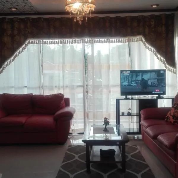 Jem Jeff Residence Inn, khách sạn ở Cabugao Norte