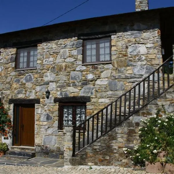 Ninho do Melro - Turismo Rural Bragança, hotel em Bragança