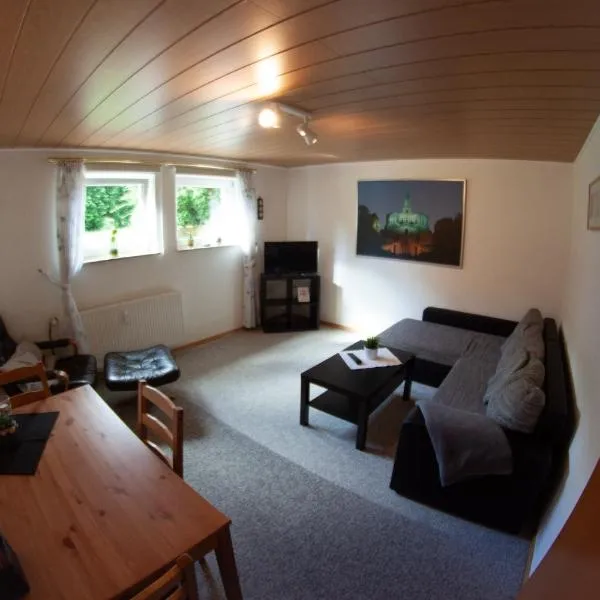 Ruhige und gemütliche Ferienwohnung in Calden, Hotel in Calden