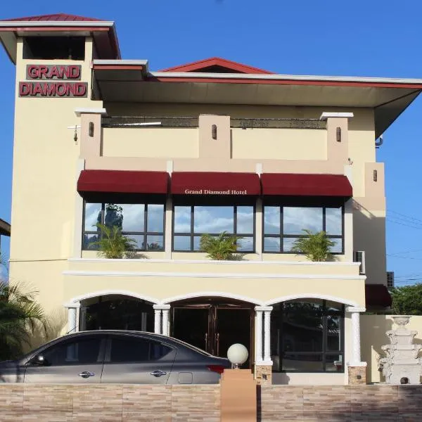 Grand Diamond Hotel Trinidad, готель у місті Piarco