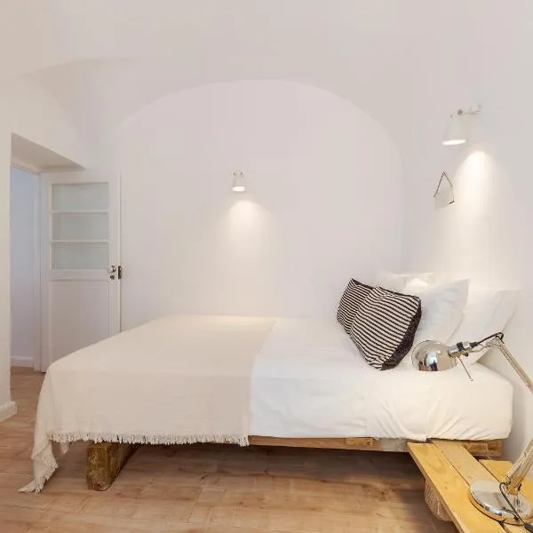Studio Hideaway I - Peaceful Urban Escape, hotel in Lisbon