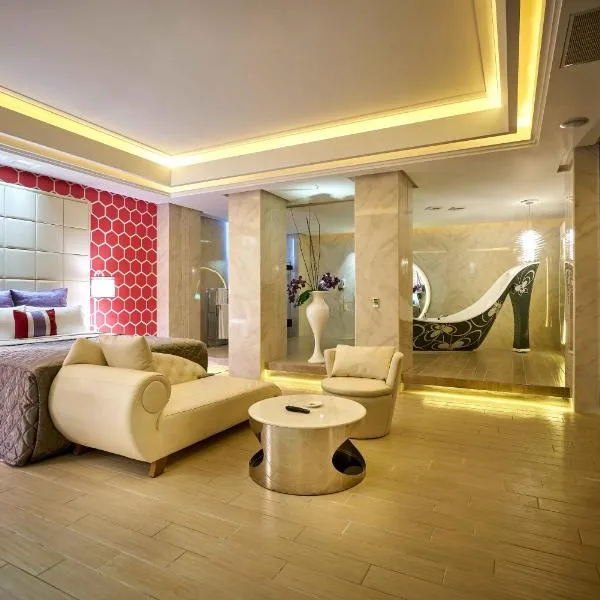 Purple Rainbow Motel, hotel a Taipei