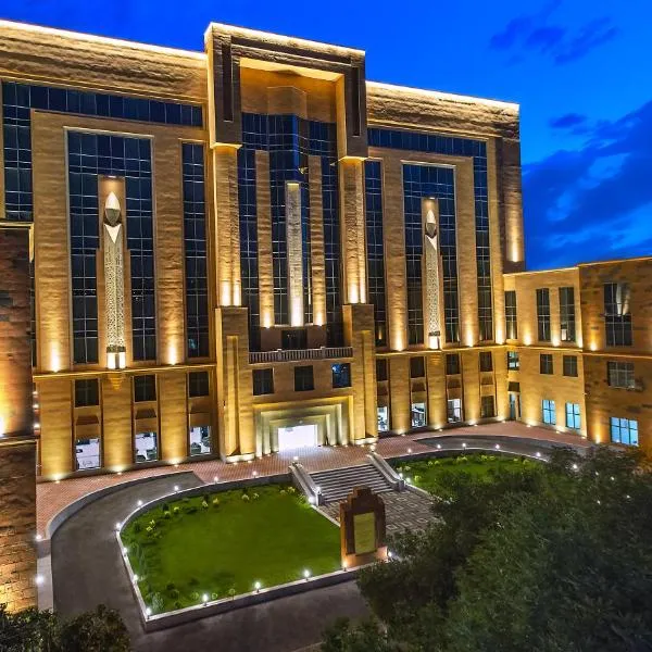 Ani Grand Hotel Yerevan, hotel em Yerevan