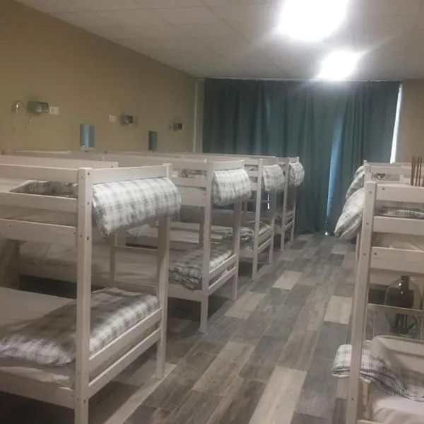 Oli Vita Hostel ALBERGUE CON ENCANTO, hotel en Viveiro