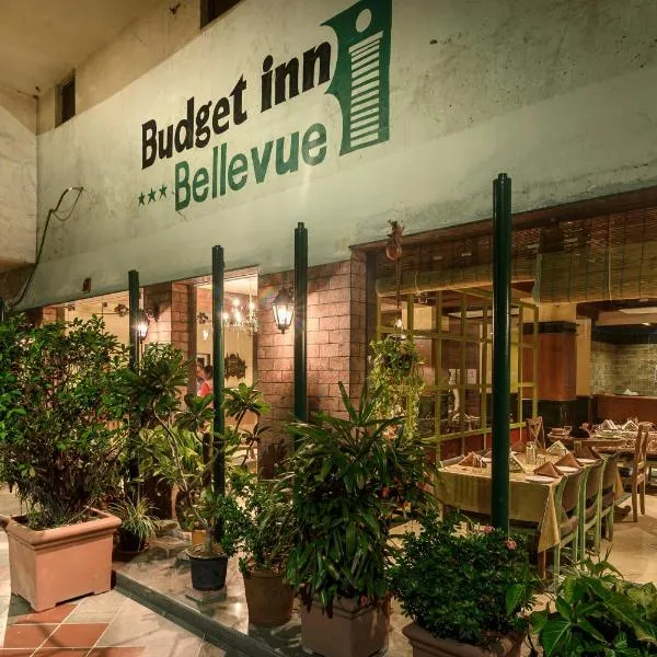 Budget Inn Bellevue, hotel in Surat