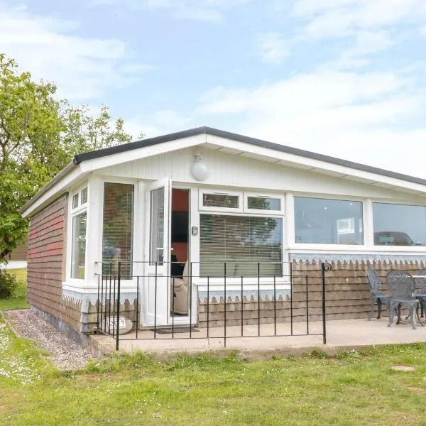 201 Norton Park, Hotel in Dartmouth