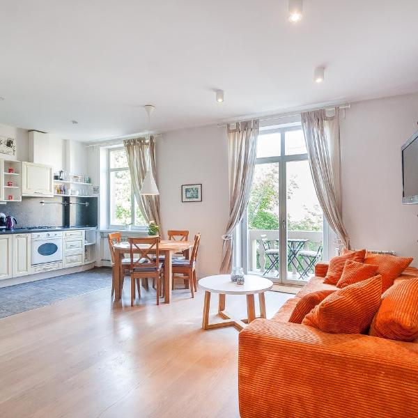 Provence style apartment with romantic balcony in the heart of Vilnius