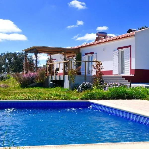 Cal Velho - Holiday Lodge、サン・ルイスのホテル