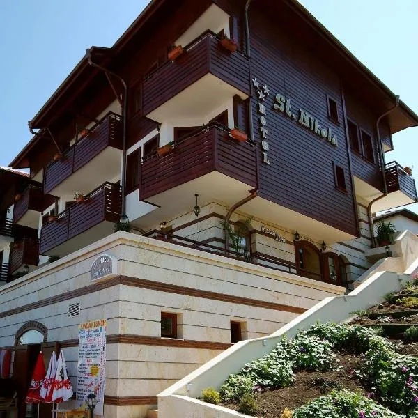 Family Hotel Saint Nikola and Free parking, hotel in Nesebar