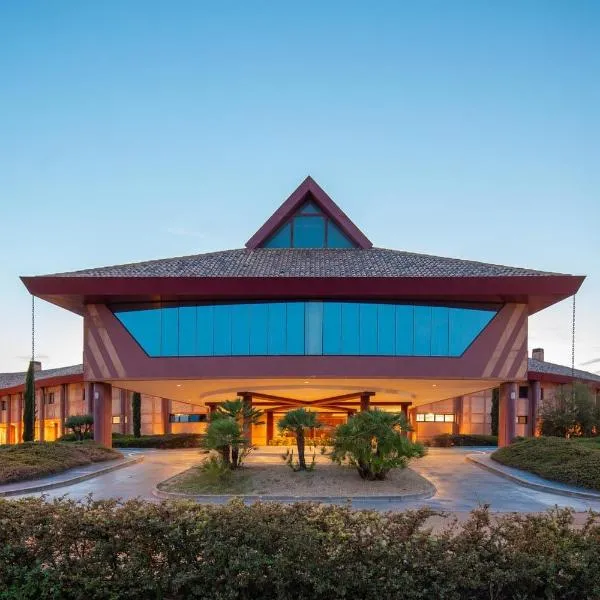 Dorma Layos Golf – hotel w mieście Layos