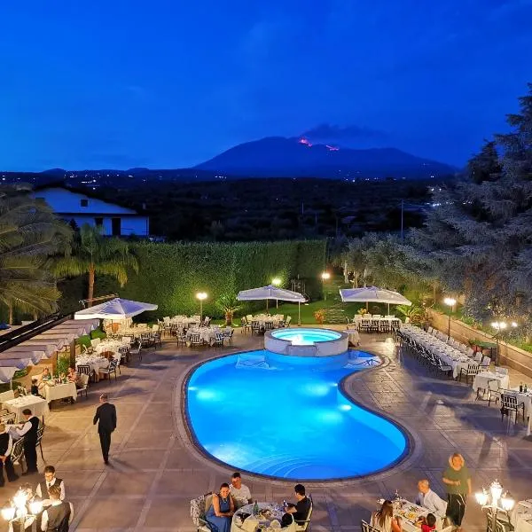 Santa Maria di Licodia में, होटल Hotel Ristorante Paradise