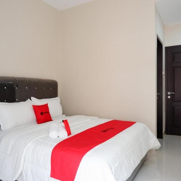 RedDoorz Syariah near RSUD Margono Purwokerto