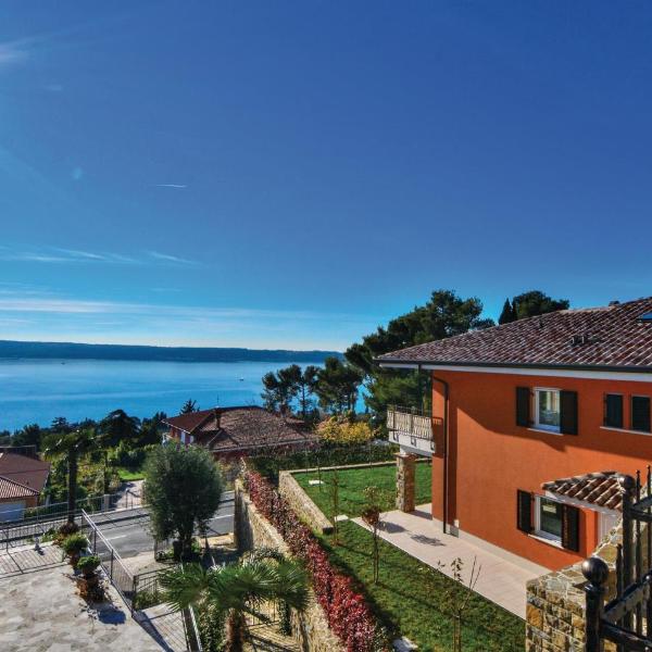 Cozy Apartment In Portoroz With House Sea View