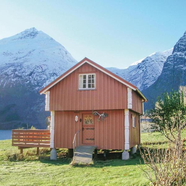 Nice Home In Eresfjord With 2 Bedrooms