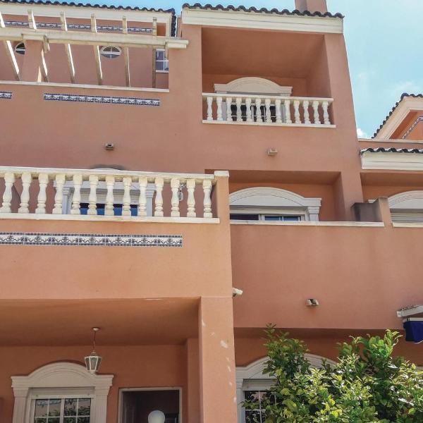 Beautiful Home In Santa Pola With 3 Bedrooms And Wifi