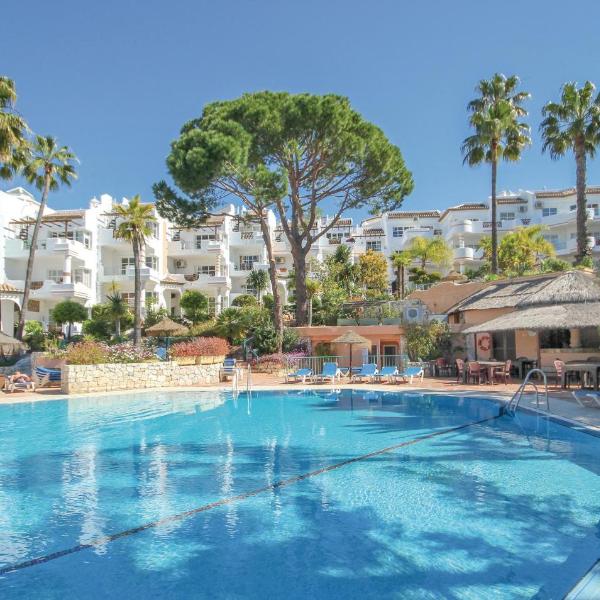 Stunning Apartment In Mijas With 2 Bedrooms, Wifi And Swimming Pool