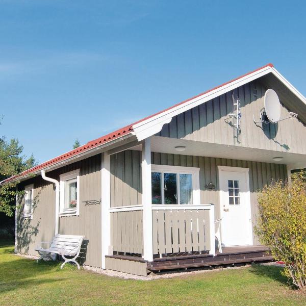 Awesome Home In Visby With 2 Bedrooms And Wifi