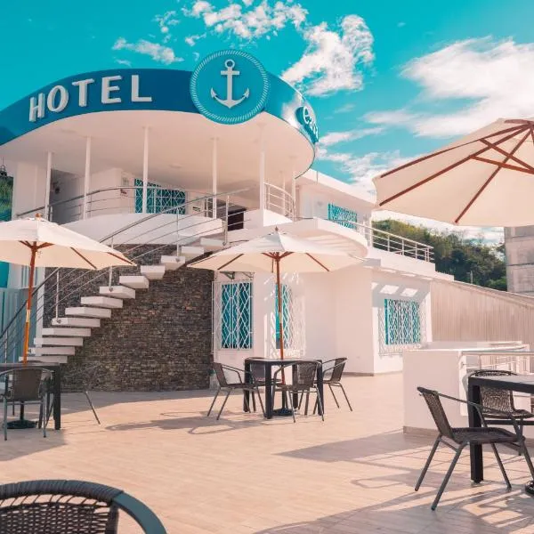 Hotel Casa Arnaldo "Esmeraldas", hotel en Esmeraldas