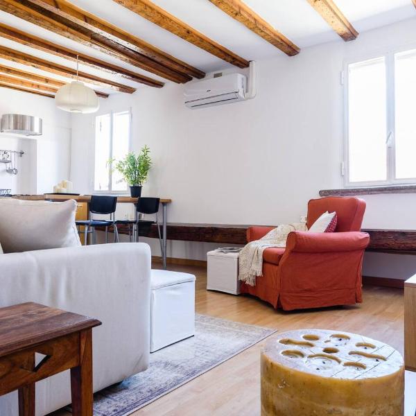 ALTIDO Cozy Apt for 4 close to Basilica di Sant'Ambrogio